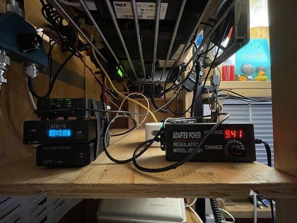 My QRP Labs QDX tranciever and other gadgets.