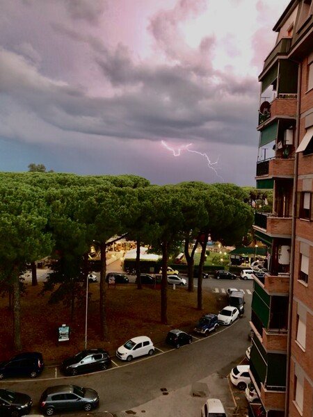 📷 14/08/2018 📷

Lightning

Follonica, Tuscany, Italy