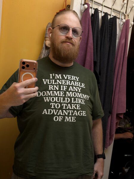 Who doesn't love a good domme?