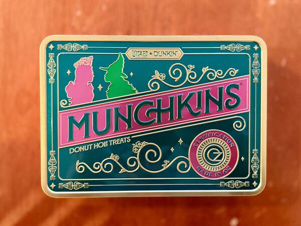 Pretty Wicked Munchkins Tin
Photos 365-D006
#Photos365 #Photography #mb_Pix