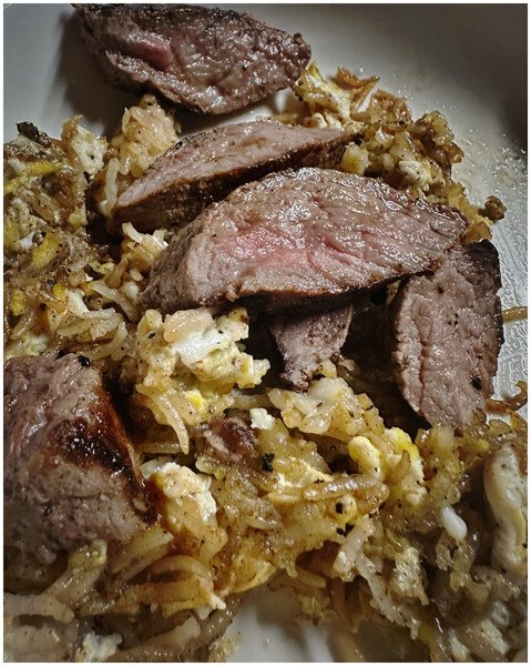Made some steak w egg fried rice last night for dinner. It turned out really well!