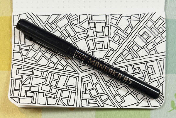 Some lines a day, featuring the Kuretake Zig Mangaka 05 Black.
