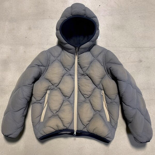 Diamond puffer