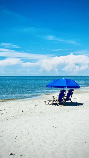 Dauphin Island, Alabama auditioning for a Corona commercial.

#MeerMittwoch # SeaWednesday #Wednesday #island #beach #coast #nature #naturephotography

Corona Coast © 2025 by Eric von Foerster is licensed under CC BY-SA 4.0
