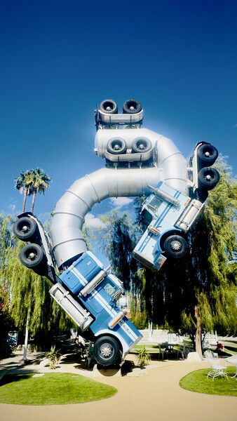 In the entrance to Ferguson’s on Fremont St.