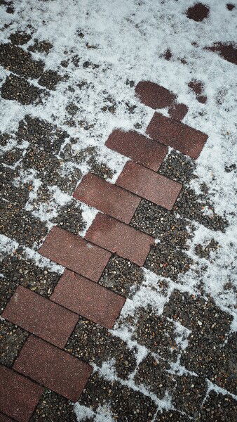 The city and its little winter.